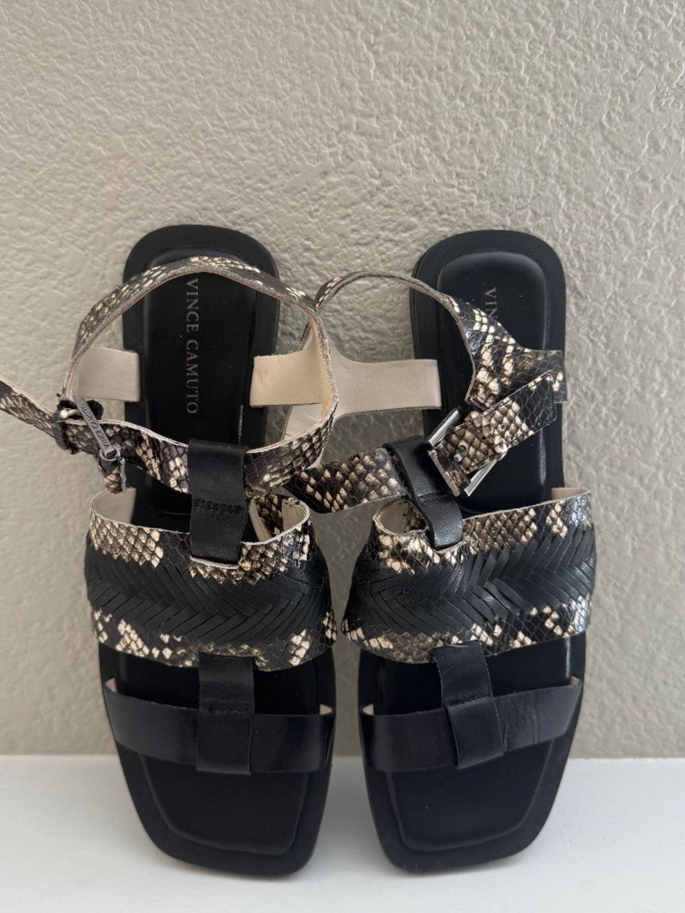Vince Camuto Snakeskin Leather Gladiator Flat Sandals - US 7.5 / EU38